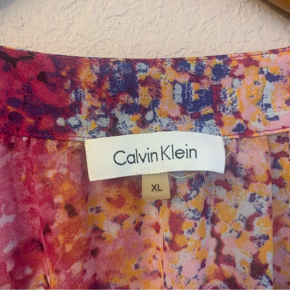 Calvin Klein Flowy top size XL - Picture 8 of 12